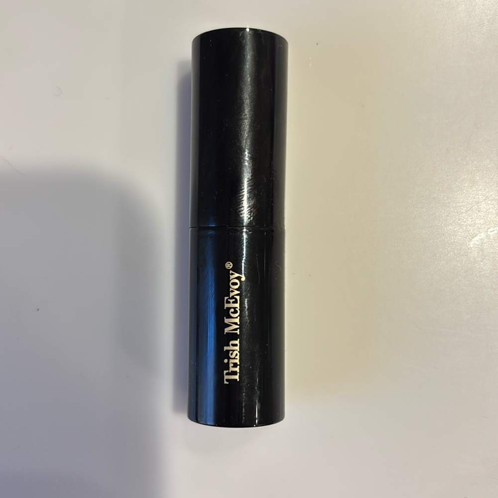 Li Perfecting Conditioning Serum in Glow by Trish McEvoy